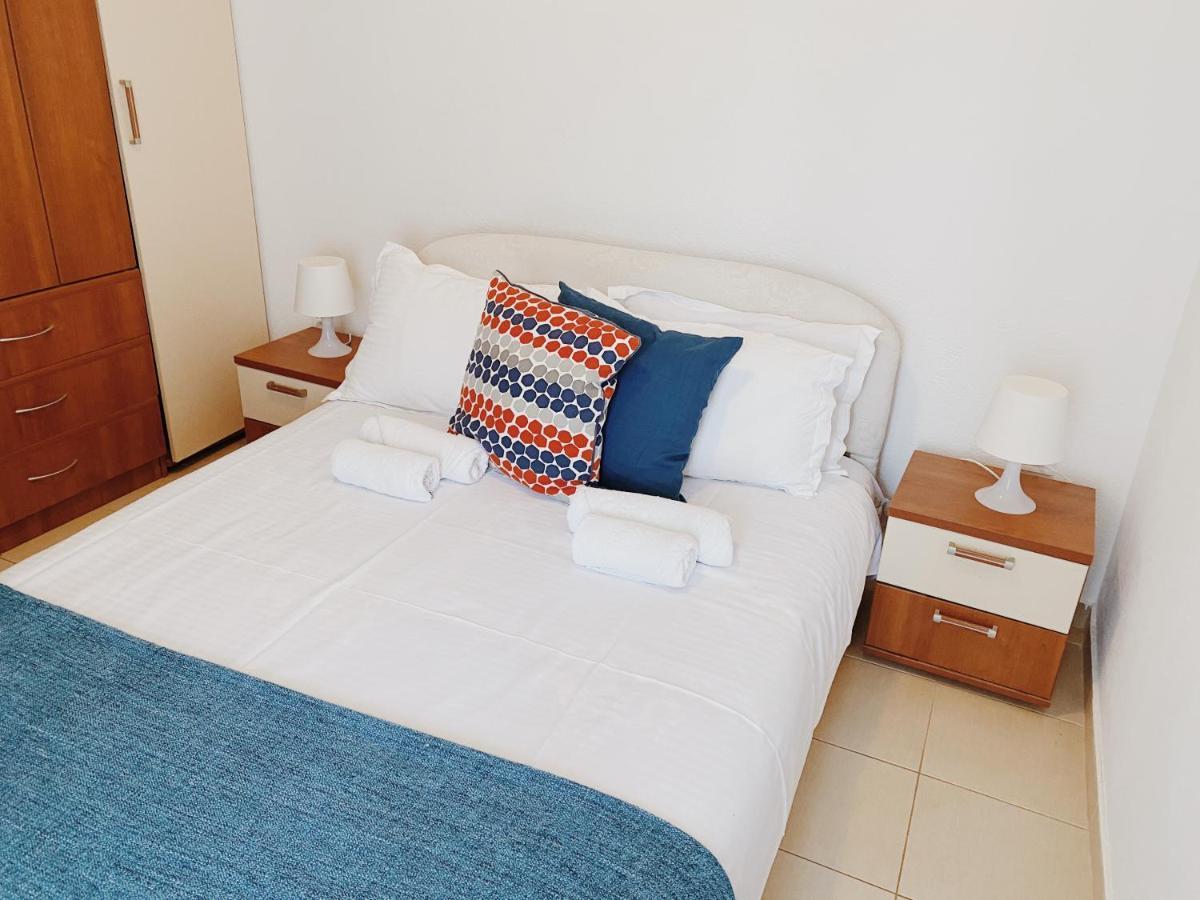 Apartments Sneki Baošići Bagian luar foto