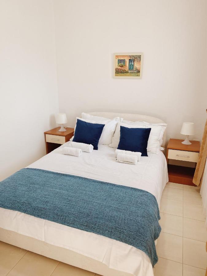 Apartments Sneki Baošići Bagian luar foto