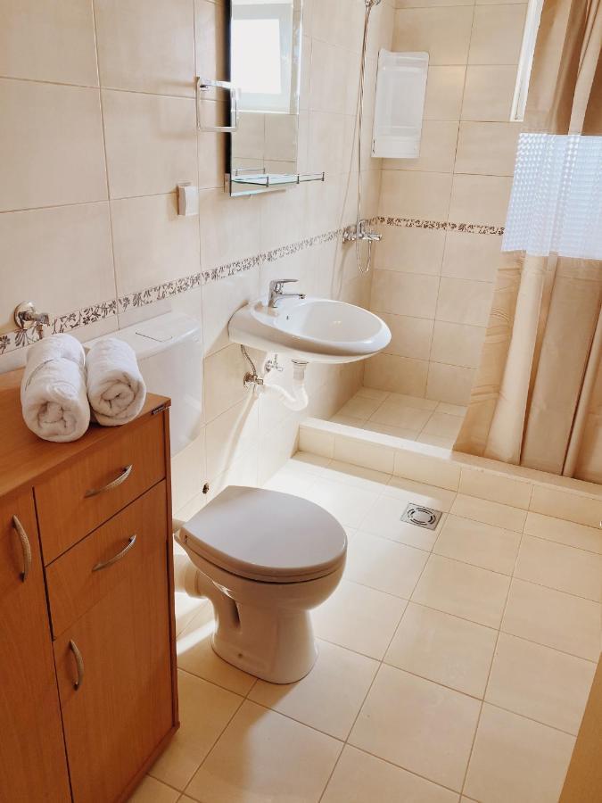 Apartments Sneki Baošići Bagian luar foto